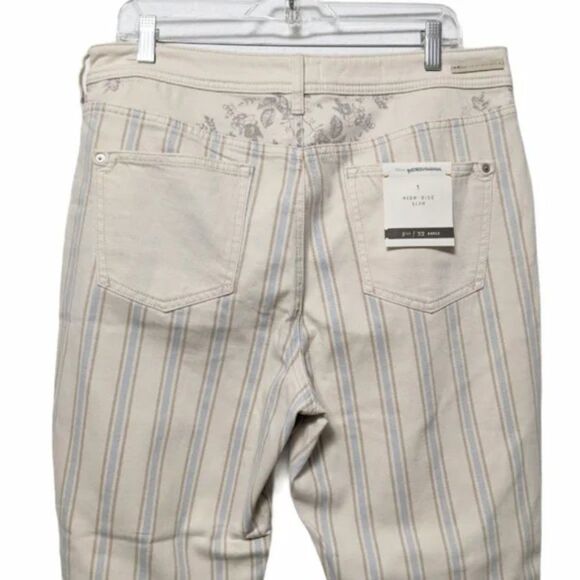 NWT PILCRO & THE LETTERPRESS Fleur High Rise Slim Boyfriend Jeans 32 - Picture 10 of 13